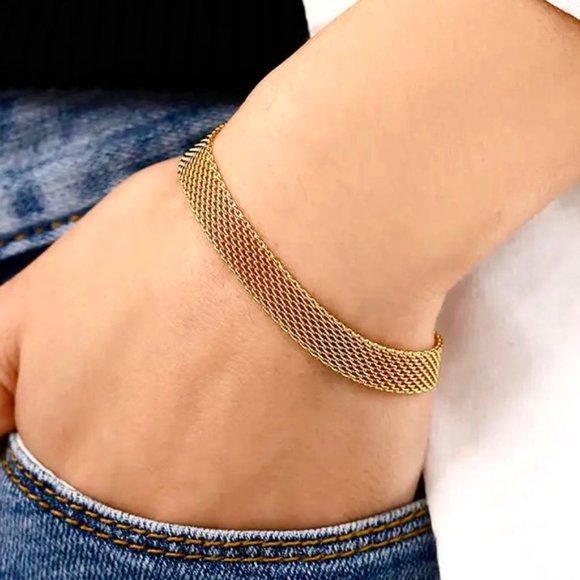 18K Gold Plated Vintage Mesh Link Bracelet - Picture 4 of 13